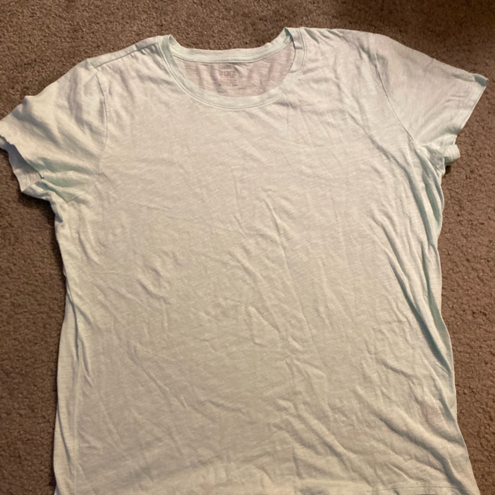 Floral and Solid woman’s XL Pink tees - Picture 2 of 4